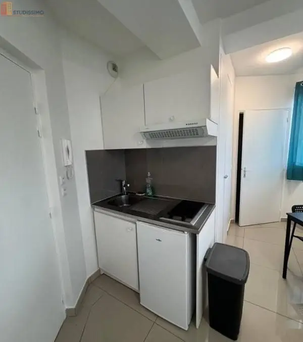 Studio 20m² Montfermeil - - Photo 8