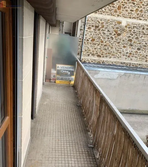 Studio meublé 24m² Villemomble - Proche gare, 3 min à pied - Photo 1