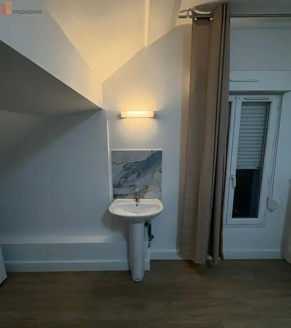 Studio meublé 9m² Le Bourget - Simple ou double, 1er étage - Photo 14