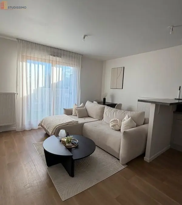 Studio 42m² Villepinte - Place de parking, lumineux - Photo 4