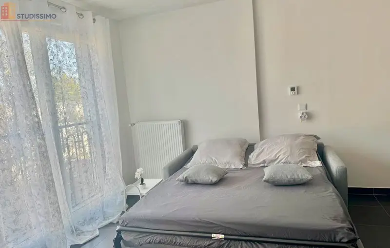 Studio meublé 32m² Noisy-le-Grand - Meublé, 2e étage - Photo 2