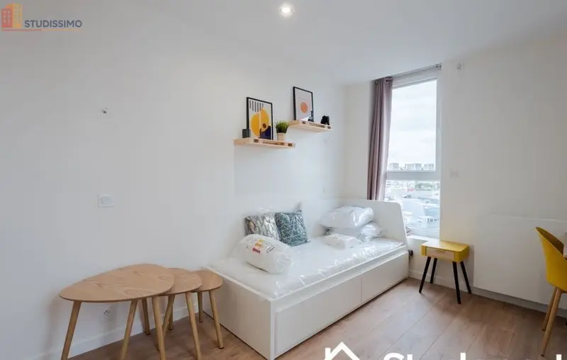 Studio 93m² Créteil - Meublé, dernier étage - Photo 3