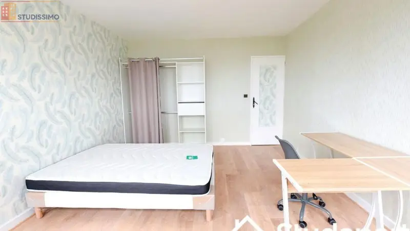 Studio 14m² Créteil - Meublé, étage élevé - Photo 4