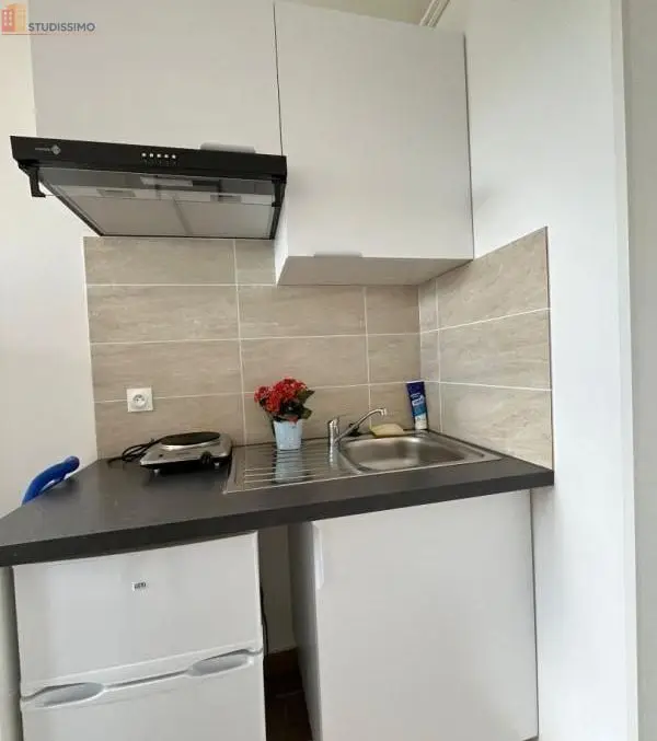 Studio meublé 11m² Créteil - Étage élevé, lumineux - Photo 4
