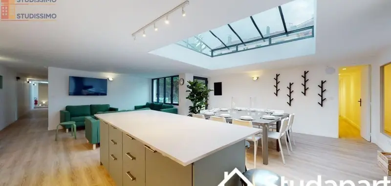 Studio meublé 9m² Ivry-sur-Seine - Coin nuit, lumineux - Photo 2