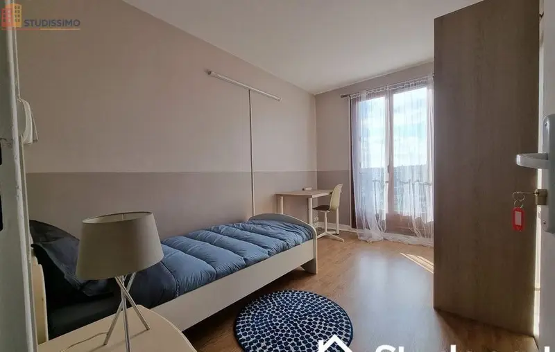 Studio meublé 11m² Choisy-le-Roi - Étage élevé, lumineux - Photo 2