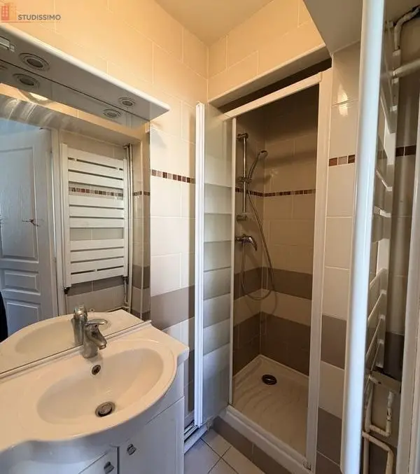 Studio 11m² Vitry-sur-Seine - Meublé, 1er étage - Photo 2