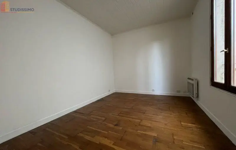 Studio 23m² Fontenay-sous-Bois - Calme, proche commodités - Photo 2