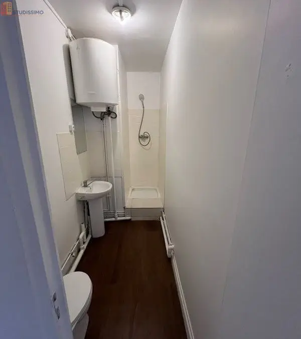 Studio meublé 20m² Ivry-sur-Seine - Meublé, 1er étage - Photo 2