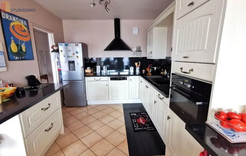 Studio 89m² Pontoise - Meublé, proche RER A - Photo 2