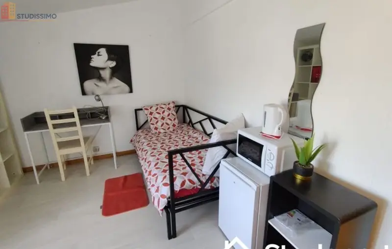 Studio meublé 10m² Cergy - Calme, proche commodités - Photo 2