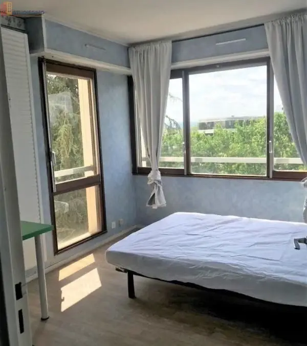 Studio meublé 23m² Pontoise - Lumineux, dernier étage - Photo 9