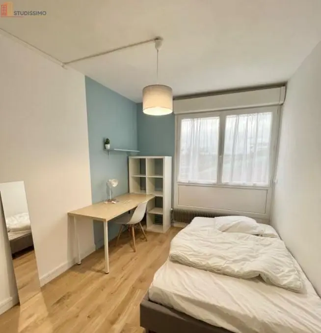 Studio meublé 11m² Cergy - Meublé, proche commodités - Photo 2