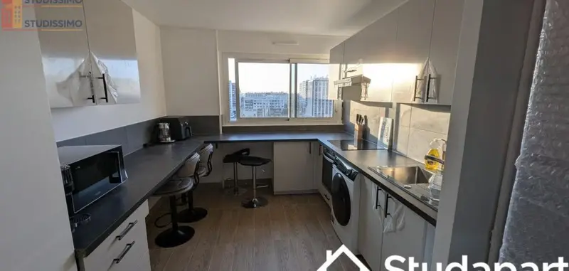 Studio meublé 11m² Sarcelles - Étage élevé, lumineux - Photo 1