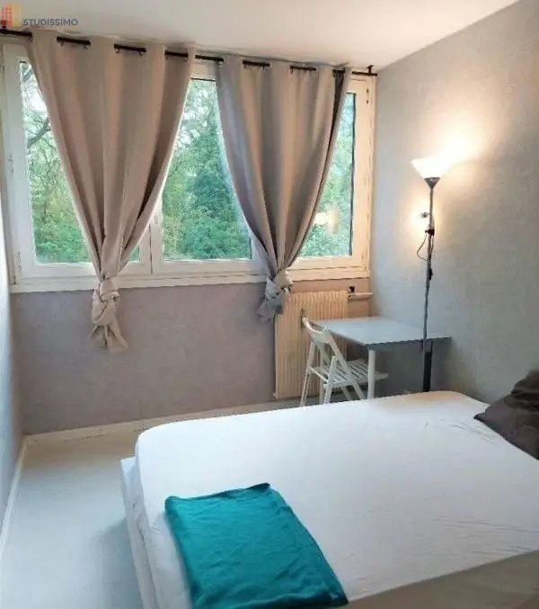 Studio meublé 10m² Cergy - Calme, lumineux - Photo 4
