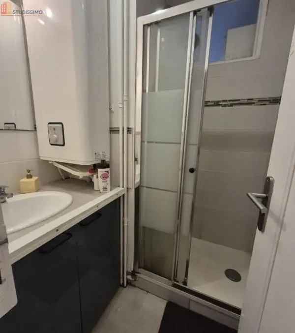 Studio meublé 10m² Sarcelles - Calme, rénové - Photo 3