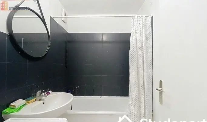 Studio meublé 10m² Cergy - Lumineux, proche transports - Photo 5
