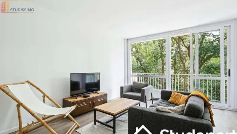 Studio meublé 11m² Cergy - Lumineux, 2e étage - Photo 2