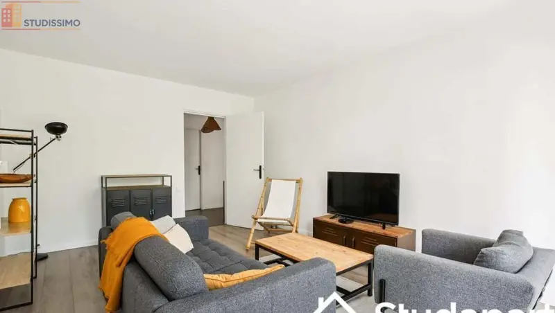 Studio meublé 11m² Cergy - Lumineux, 2e étage - Photo 1