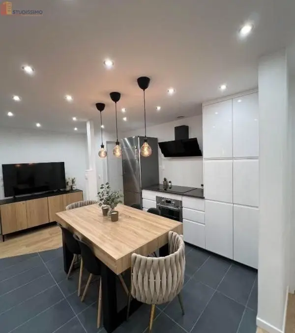 Studio meublé 10m² Cergy - Calme, proche commerces - Photo 4