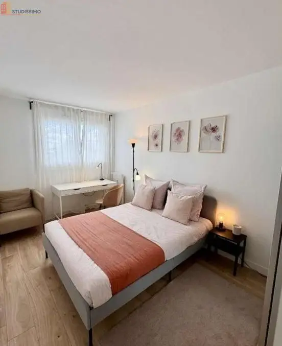 Studio meublé 9m² Cergy - Calme, en étage élevé - Photo 5