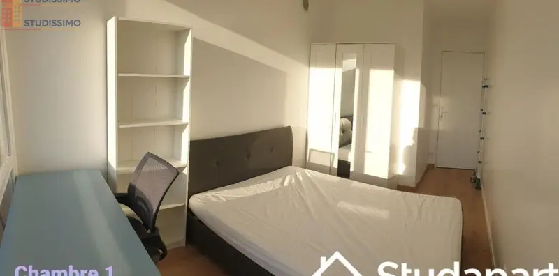 Studio meublé 9m² Cergy - Calme, en étage élevé - Photo 3