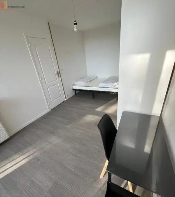 Studio meublé 9m² Osny - Meublé, DPE D - Photo 4