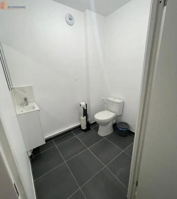 Studio meublé 19m² Cergy 95800 - Meublé, DPE A - Photo 2