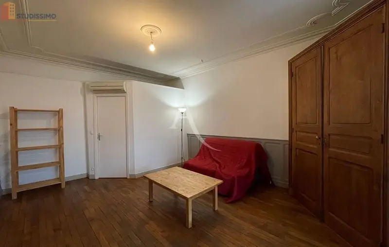 Studio 33m² Fontenay-le-Comte - 1er étage, lumineux - Photo 3