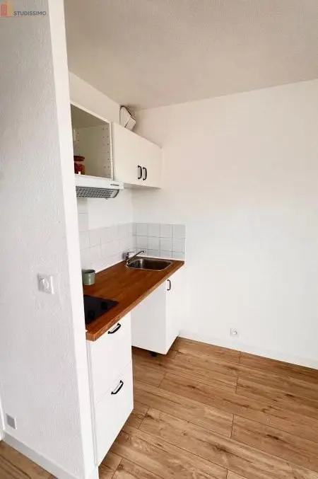 Studio 20m² Les Sables-d'Olonne - 1er étage, DPE D - Photo 1