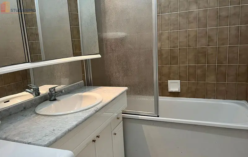 Studio 30m² Les Sables-d'Olonne - Étage 1/2, DPE G - Photo 3
