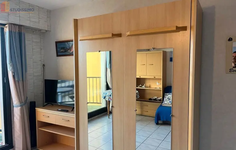 Studio 30m² Les Sables-d'Olonne - Étage 1/2, DPE G - Photo 1