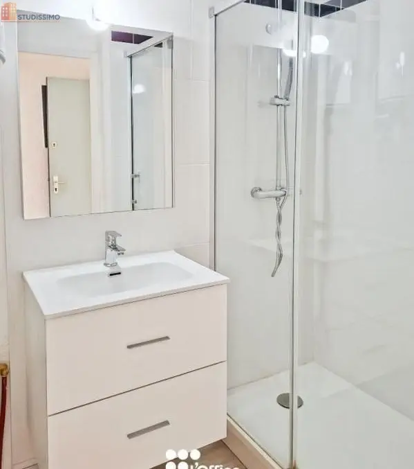 Studio 18m² Les Sables-d'Olonne - 2e étage, DPE C - Photo 2