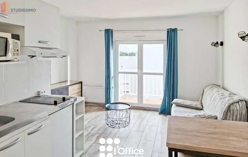 Studio 18m² Les Sables-d'Olonne - étage élevé, lumineux - Photo 2
