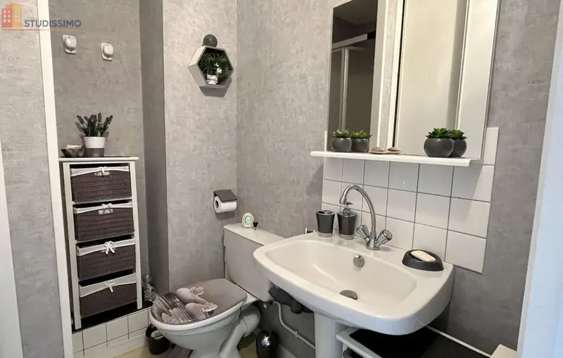 Studio 25m² Les Sables-d'Olonne - DPE C, 1er étage - Photo 2