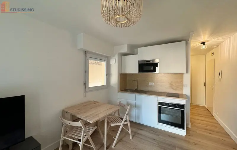 Studio 20m² Les Sables-d'Olonne - Rénové, proche Arago - Photo 2