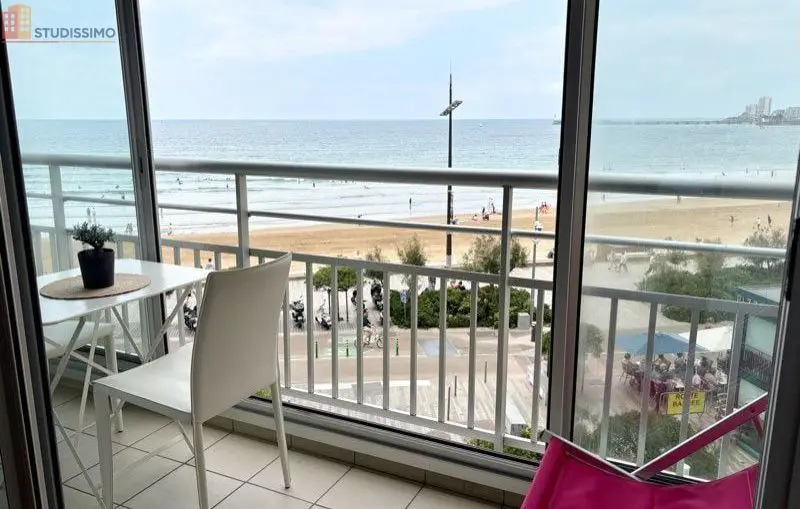 Studio 24m² Les Sables-d'Olonne centre - Face mer, Remblai Arago - Photo 1