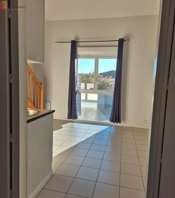 Studio 32m² La Roche-sur-Yon - Duplex, 1 chambre - Photo 2