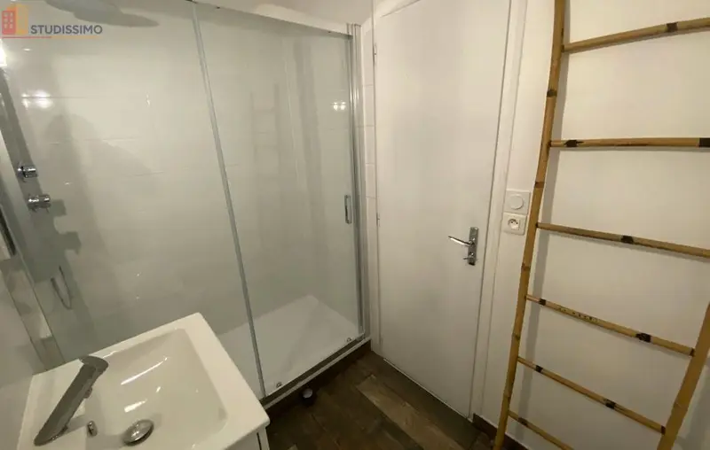 Studio 32m² La Roche-sur-Yon - Étage élevé, lumineux - Photo 1